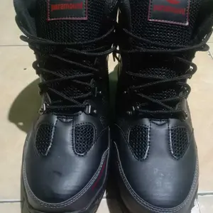 Sepatu Safety Boots Pria Ujung Besi Shoes  Kerja Work & Safety Footwear tahan benturan