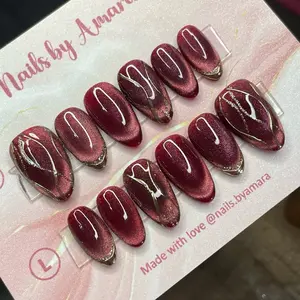 Press on nails / kuku palsu cat eye gold line - free nail toolkit