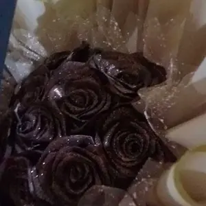 [ECER TILE SALJU LEMBARAN 50 X 50CM] WRAP WRAPPING BUNGA KOREAN STYLE ALA KOREA SNOWY TULE TULLE TILLE KAIN TILE BINTIK PUTIH SNOW MESH ROLL BUKET BOUQUET PAPER KERTAS PEMBUNGKUS JARING SUPPLIER FLORIST SURABAYA SFS