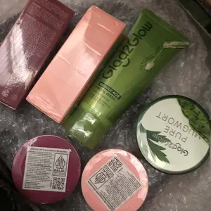 【Buy 5 Get 6】Glad2Glow GLASS SKIN SET -Brightening Moisturizer+Niacinamide Cleanser+Brightening Serum+Peeling serum+Retinol moisturizer+Free Gift For Micellar Water+ skincare memutihkan dan glowing scinker memutihkan wajah skincare glycolic