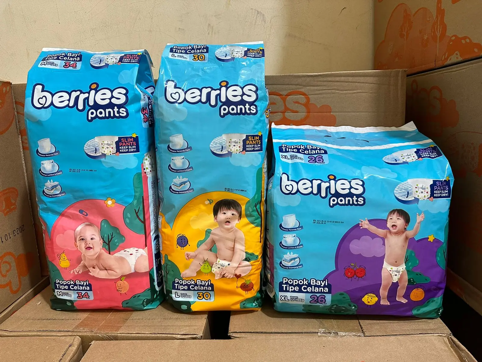 Berries Baby Pants Size M34 / L30 / XL26 Popok Bayi Celana