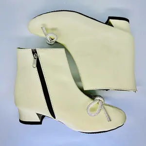 Sepatu boot anak fhasion dengan variasi lucu di depannya gaya korea style Terlaris Fashion