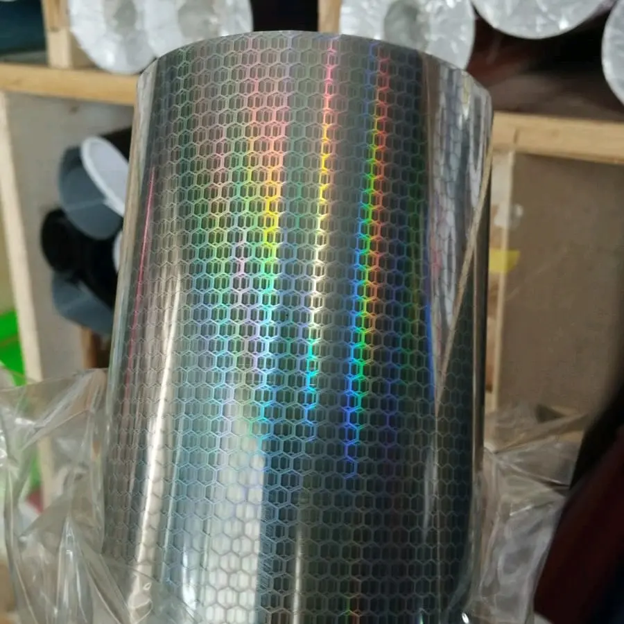 pelangi putih sarang tawon