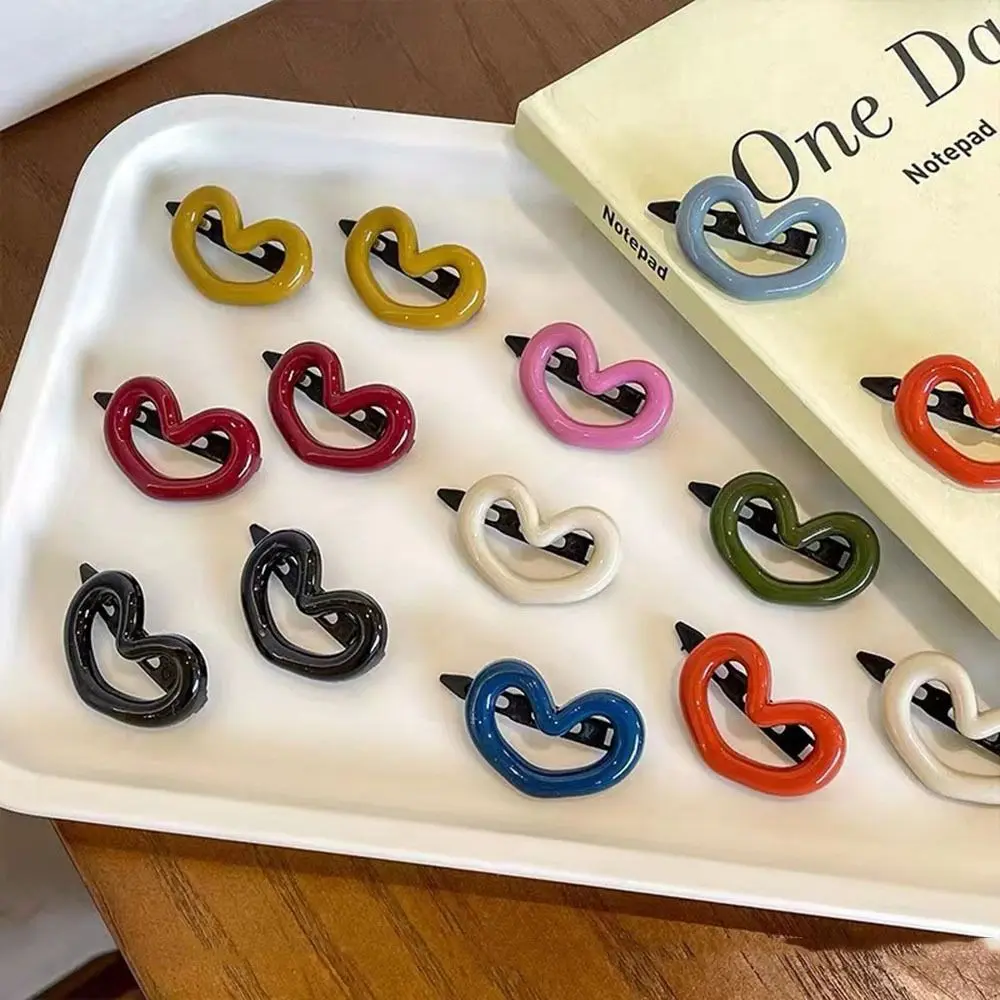 Lovely Simple For Women Bangs Clip For Girl Gifts Side Clip Y2K Hair Barrettes Love Heart Hair Clip Korean Style Hairpin Hair Accessories