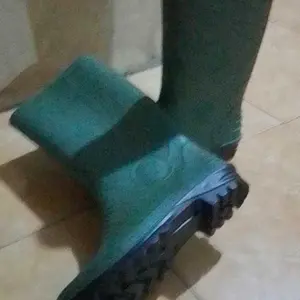 Bisa COD Sepatu Boot Panjang Anti Air Anti Licin Serbaguna Warna Hijau Tentara Sol Hitam Material PVC untuk Petani Pekerja Harian