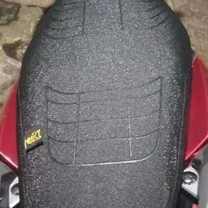 COVER JOK MOTOR INSTAN EMBOS PRIMA anti cakar kucing BAHAN AMPLAS PASIR untuk perlindungan Sepeda motor Motorcycle