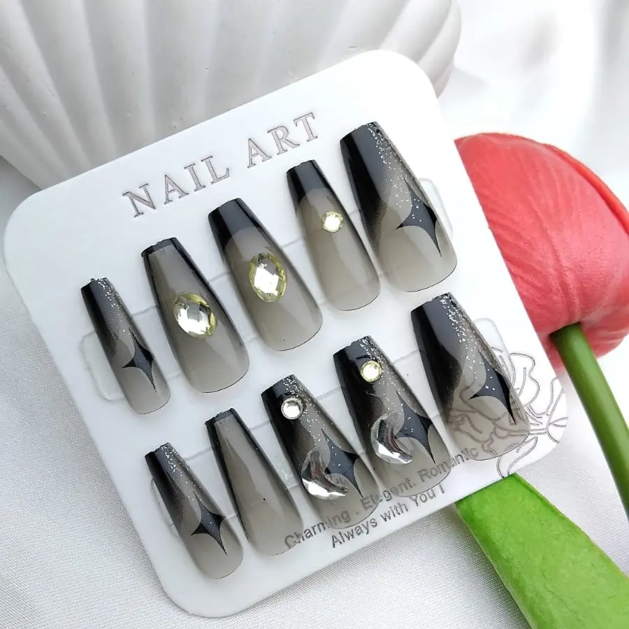 Kuku Palsu Panjang 3D Isi 12 Sudah Termasuk Lem - Art Nail