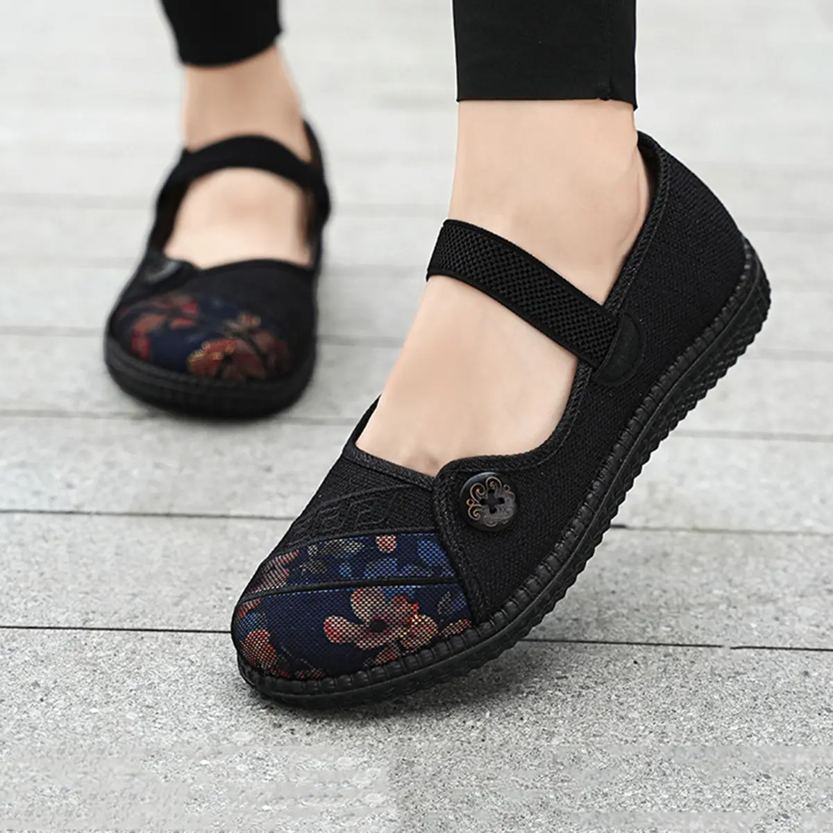 Women Flat Shoes Sepatu Sneakers Wanita Outdoor Sepatu Wanita Olahraga Terbaru Slip-ons Casual Karet