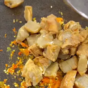 Tahu Kocek Madura Khas Madura Dengan Rasa Enak Dan Lembut Cocok Untuk Camilan atau Makanan Pendamping