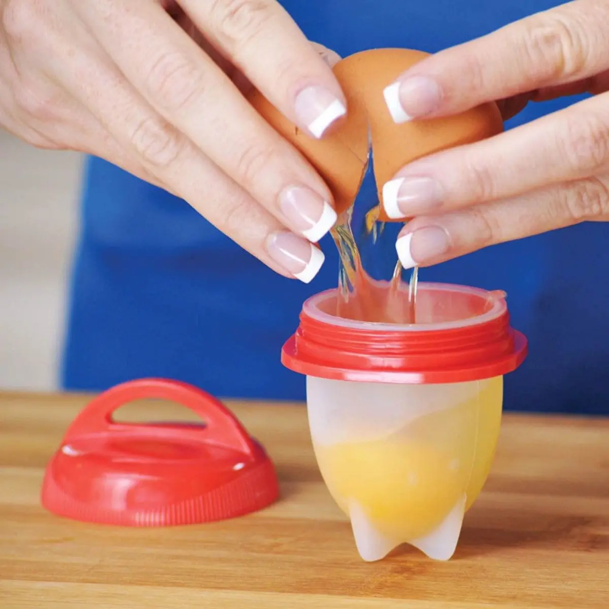1Pcs Egg Cooker BPA Free Silicone Egg Poachers boiled eggs Without the Egg Shell