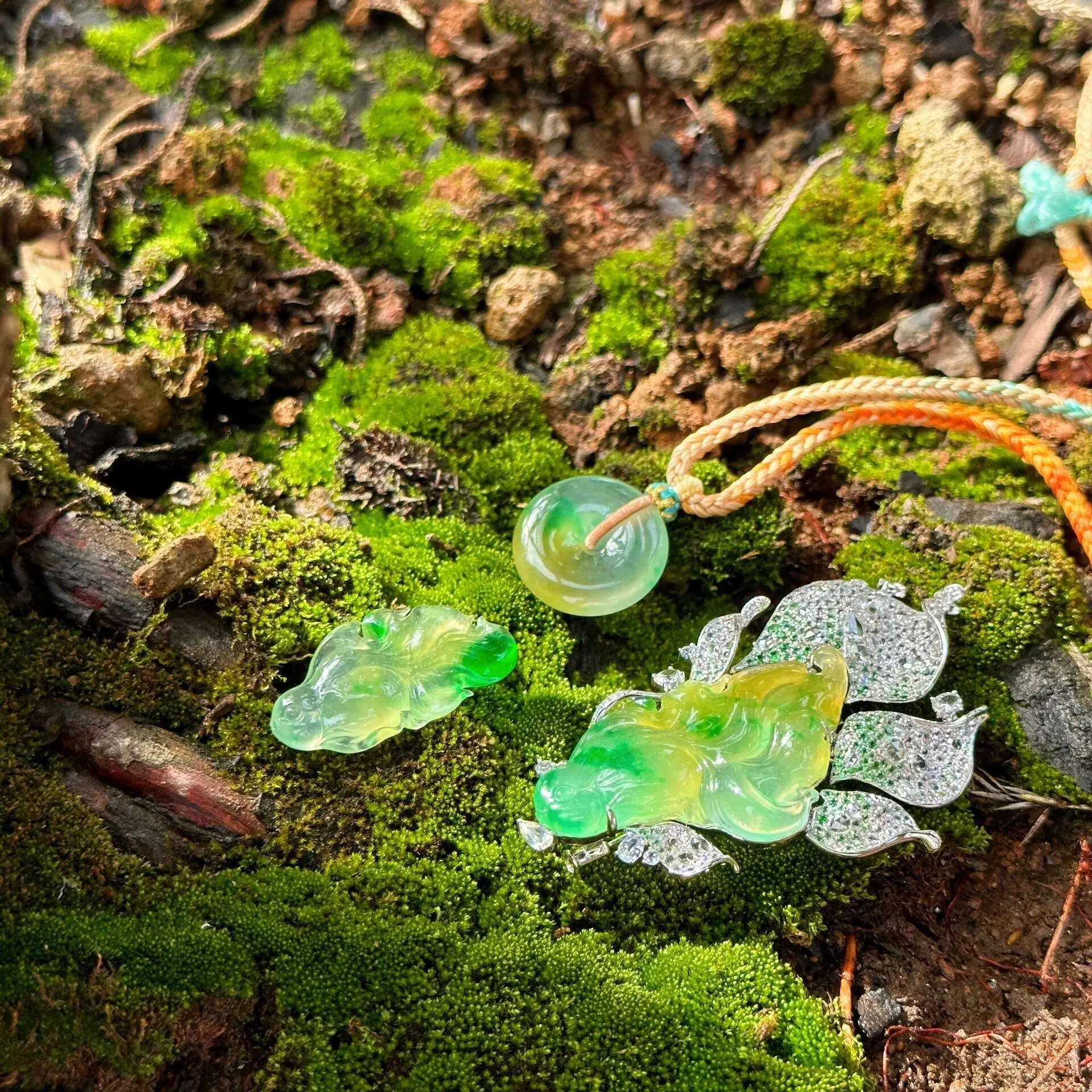 MEI CHEN Jewelry - Customized Natural Jadeite (Special Photo Link)