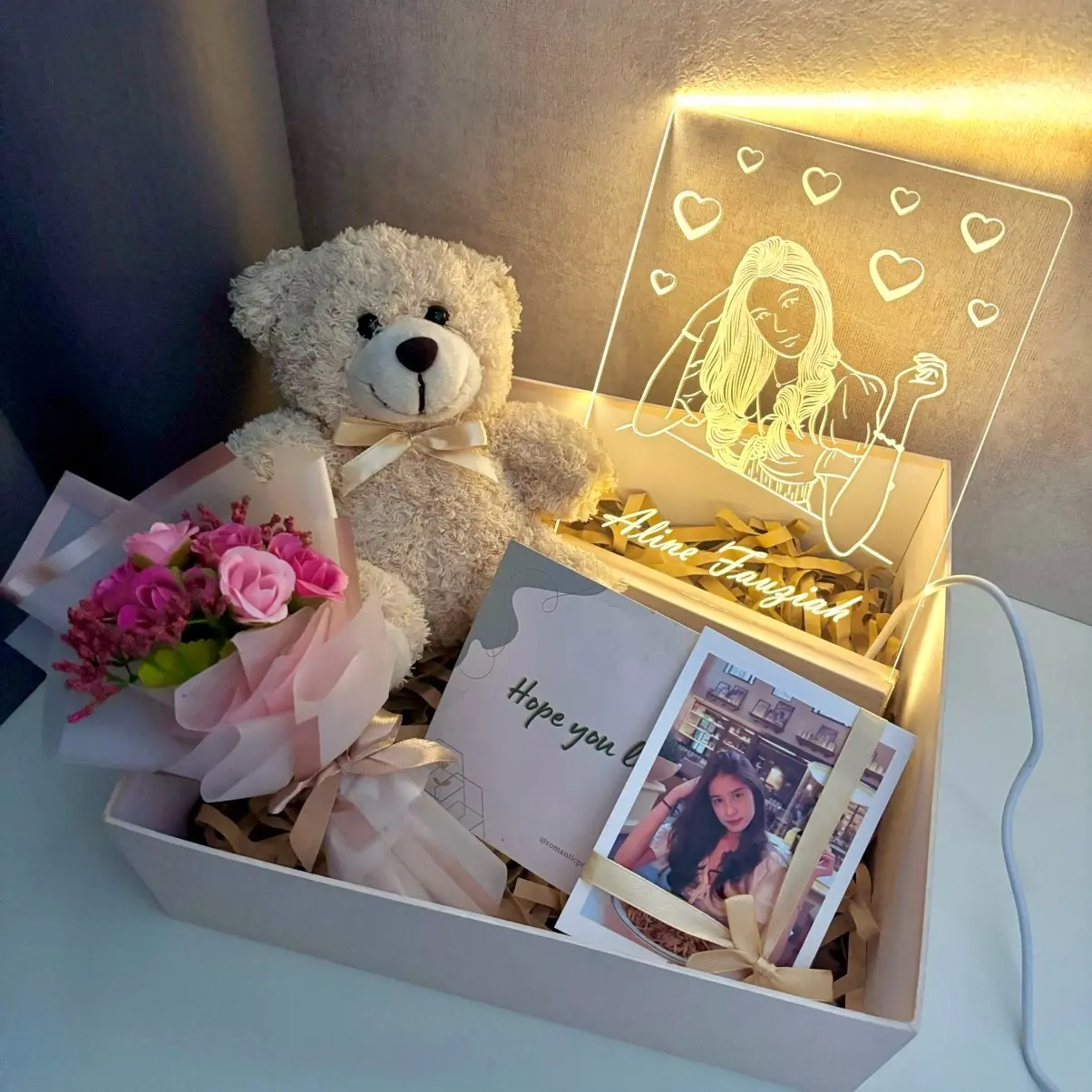 Lampu Tidur Akrrilik, Kado Pacar Ulang Tahun, Anniversary, Wedding, Graduation