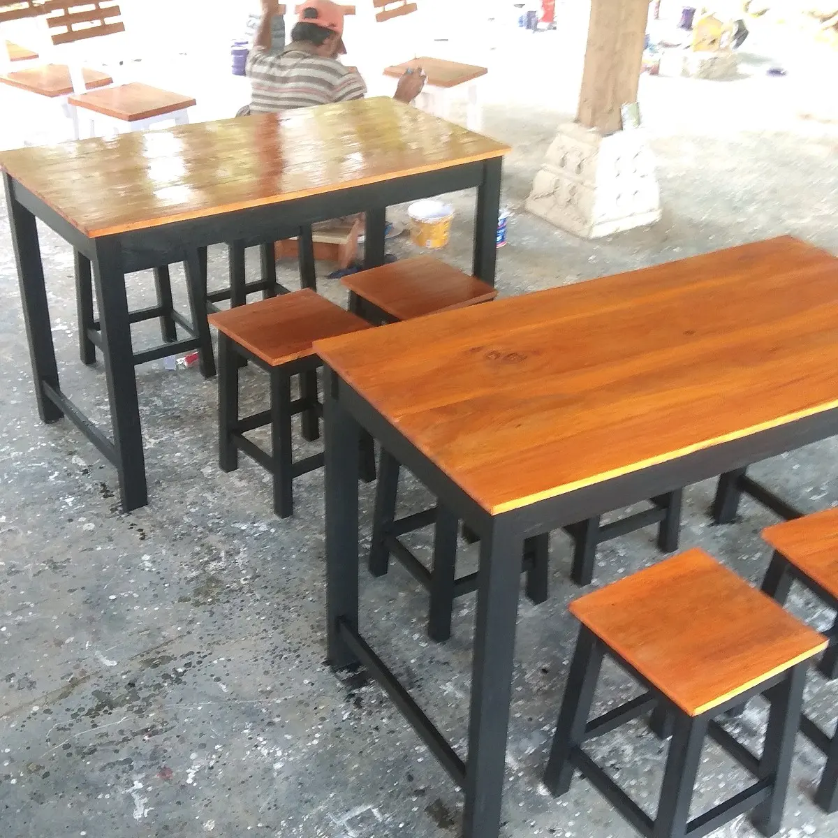 Meja kursi cafe bahan kayu murah finishing sangat rapi