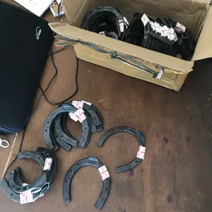 Sepatu Kuda, Tapal Kuda, Tapel Jaran, Ladam