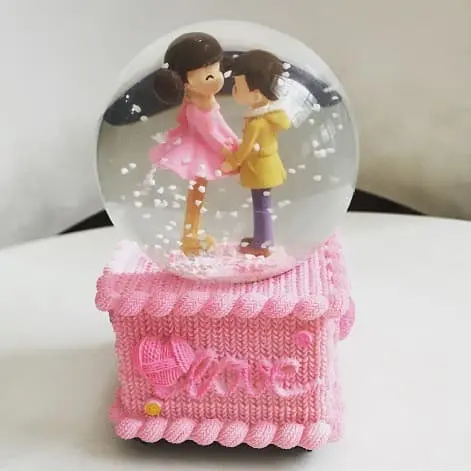 Kotak Musik Snow Globe Ball Bola Salju Kado Valentine Romantis Couple2